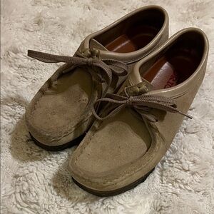 Clarks original wallabies women’s size 7